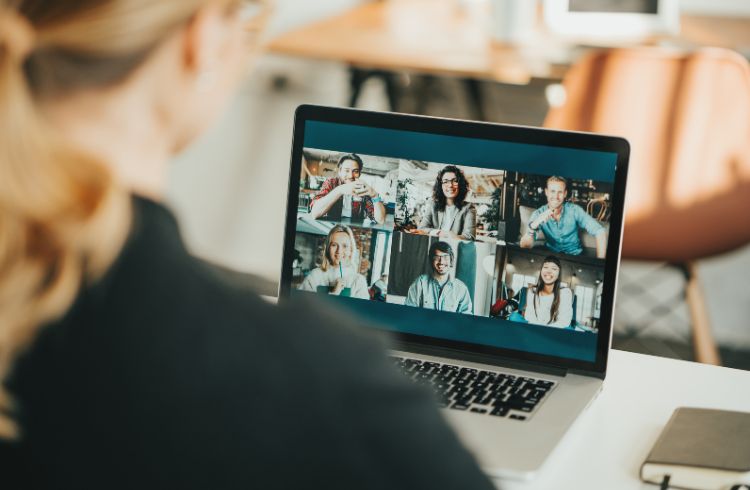 managing remote teams