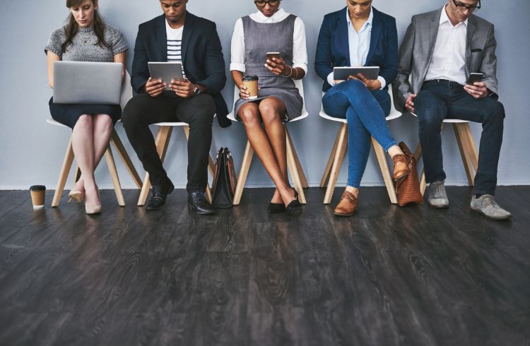 when do apprenticeships start
