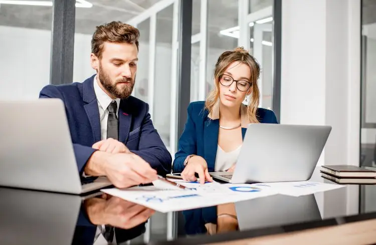 how to train an apprentice